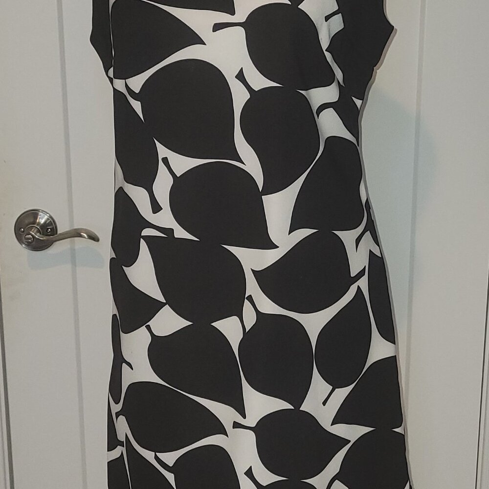 Casual but classic , summer graduation to Dinner party type dress